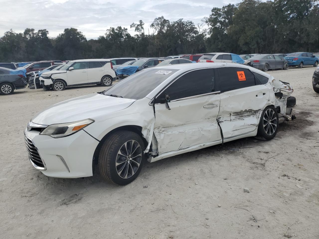  Salvage Toyota Avalon