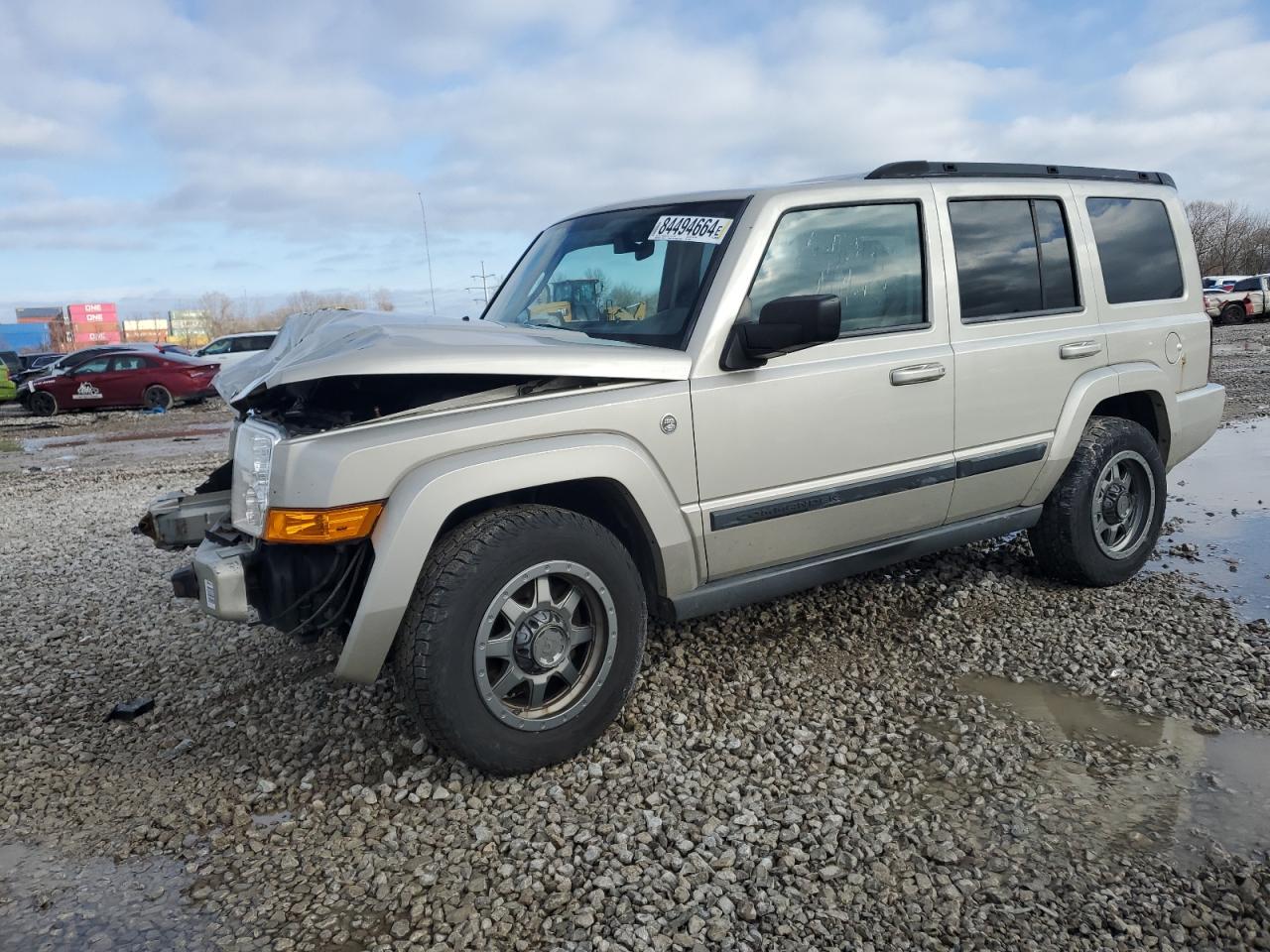  Salvage Jeep Commander