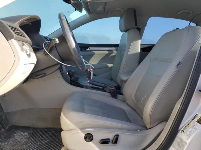 2015 VOLKSWAGEN PASSAT S - 1VWAT7A34FC002285