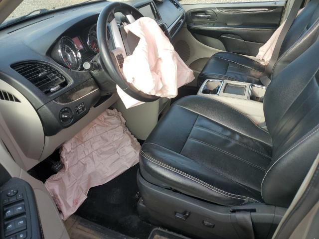 2015 CHRYSLER TOWN & COU - 2C4RC1BG4FR726506