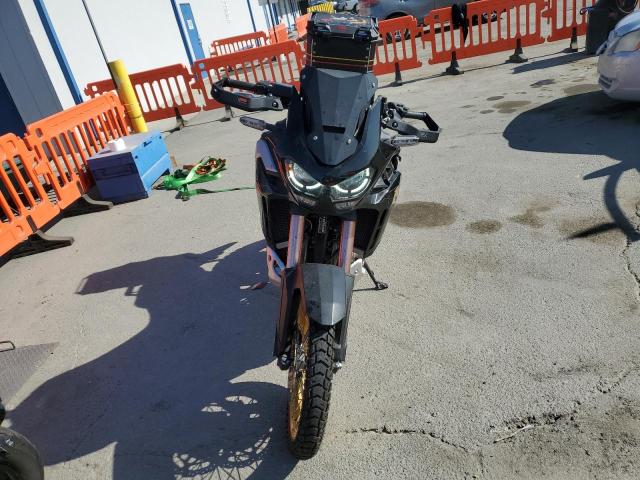 2021 HONDA CRF1100 D4 JH2SD1048MK100435