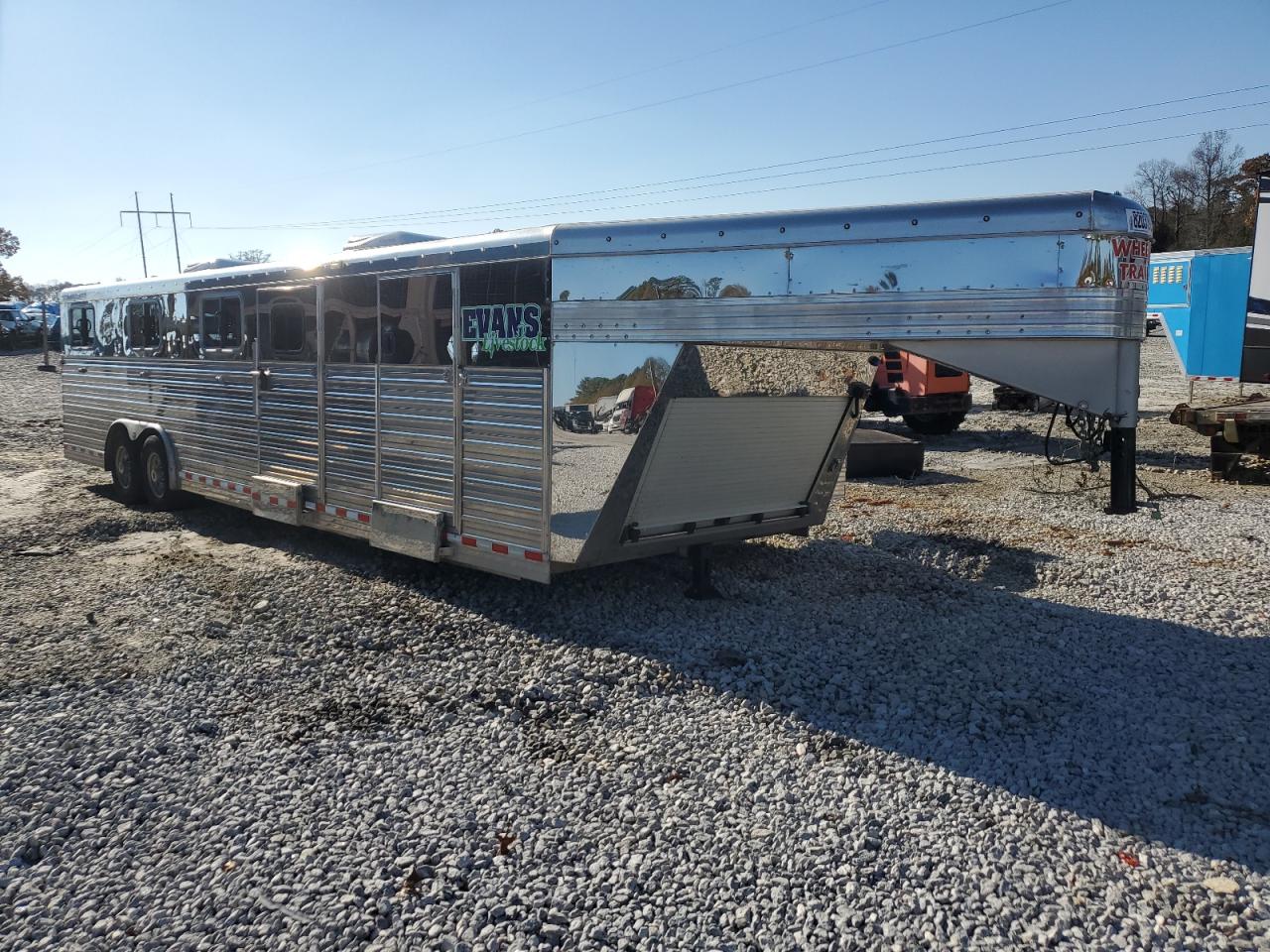  Salvage Bloomer Horse Traile Trailer