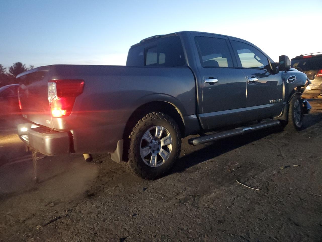 Lot #3033237858 2017 NISSAN TITAN SV