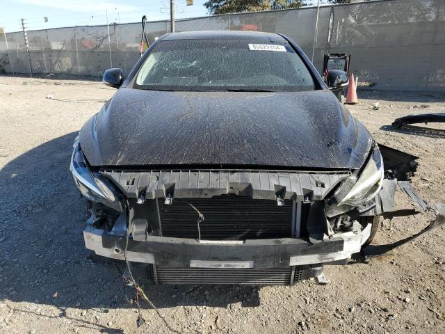2017 INFINITI QX30 BASE - SJKCH5CP2HA021527