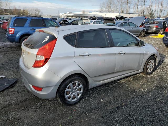 VIN KMHCT5AE2DU071819 2013 HYUNDAI ACCENT no.3