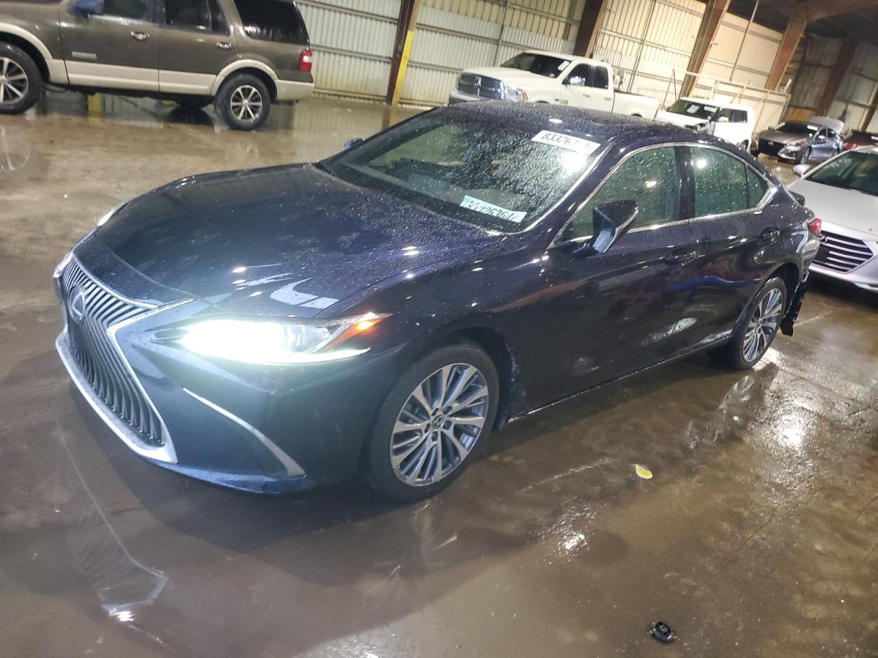 58AB21B15KU003331 LEXUS ES 300H 2019
