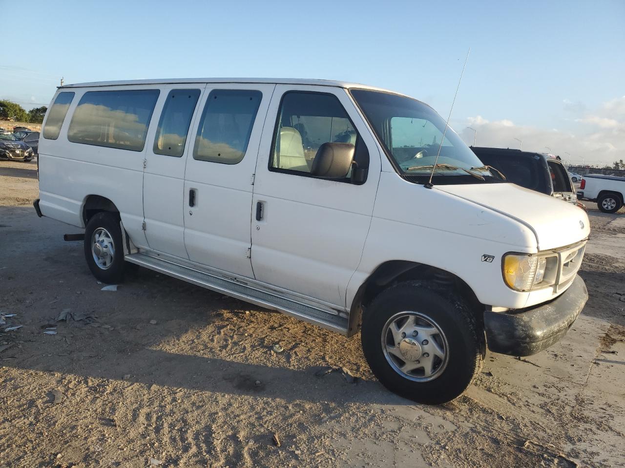 Lot #3050614113 1997 FORD ECONOLINE