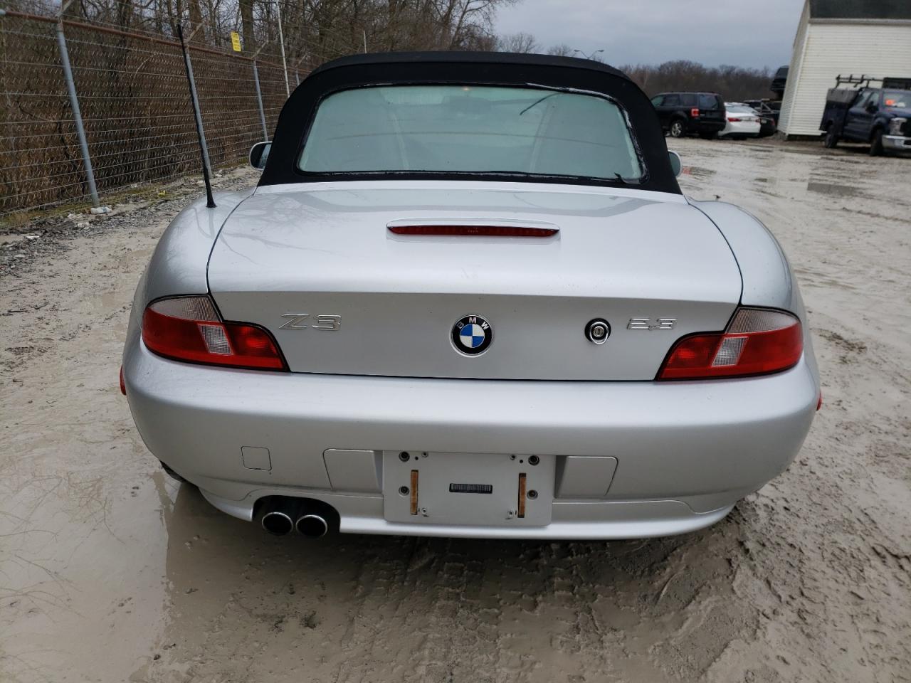 Lot #3033091000 2000 BMW Z3 2.3