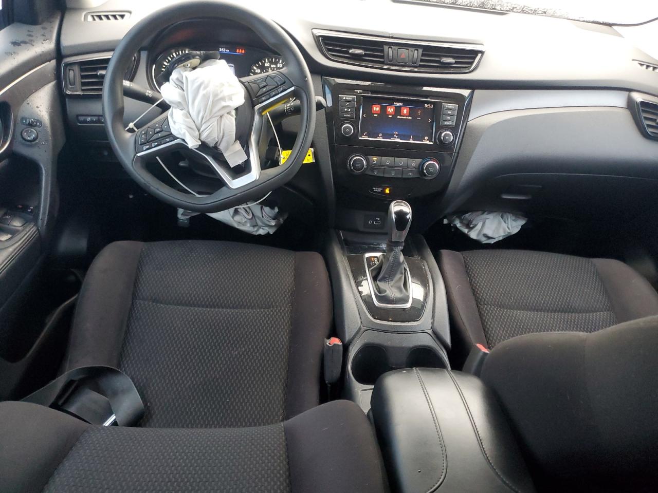 NISSAN ROGUE SPORT S