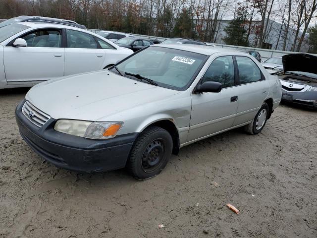 TOYOTA CAMRY CE