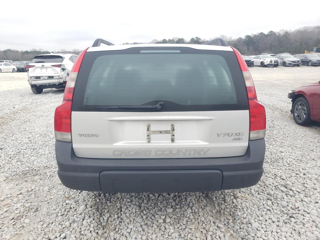 Lot #3037871253 2001 VOLVO V70 XC