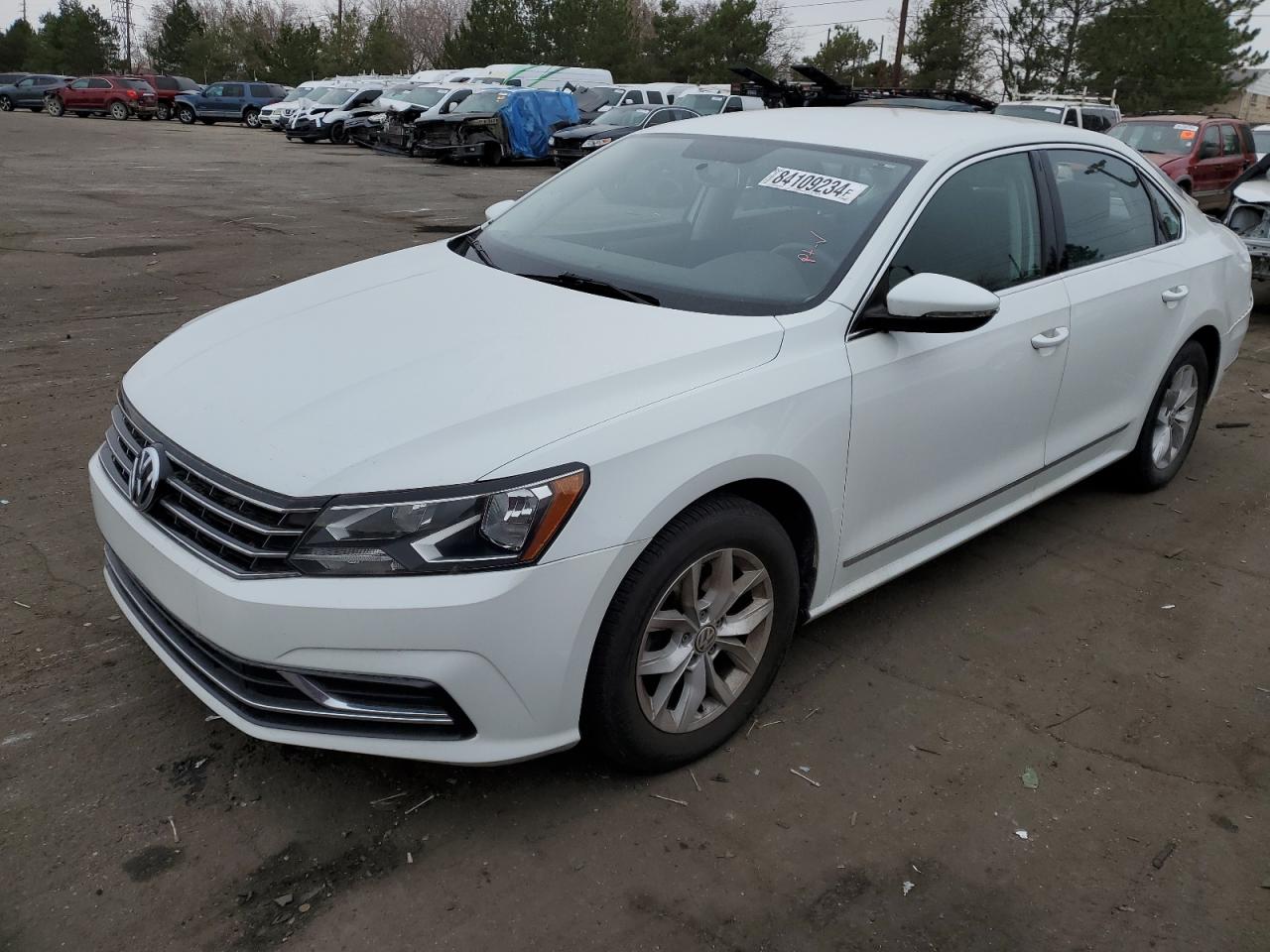  Salvage Volkswagen Passat