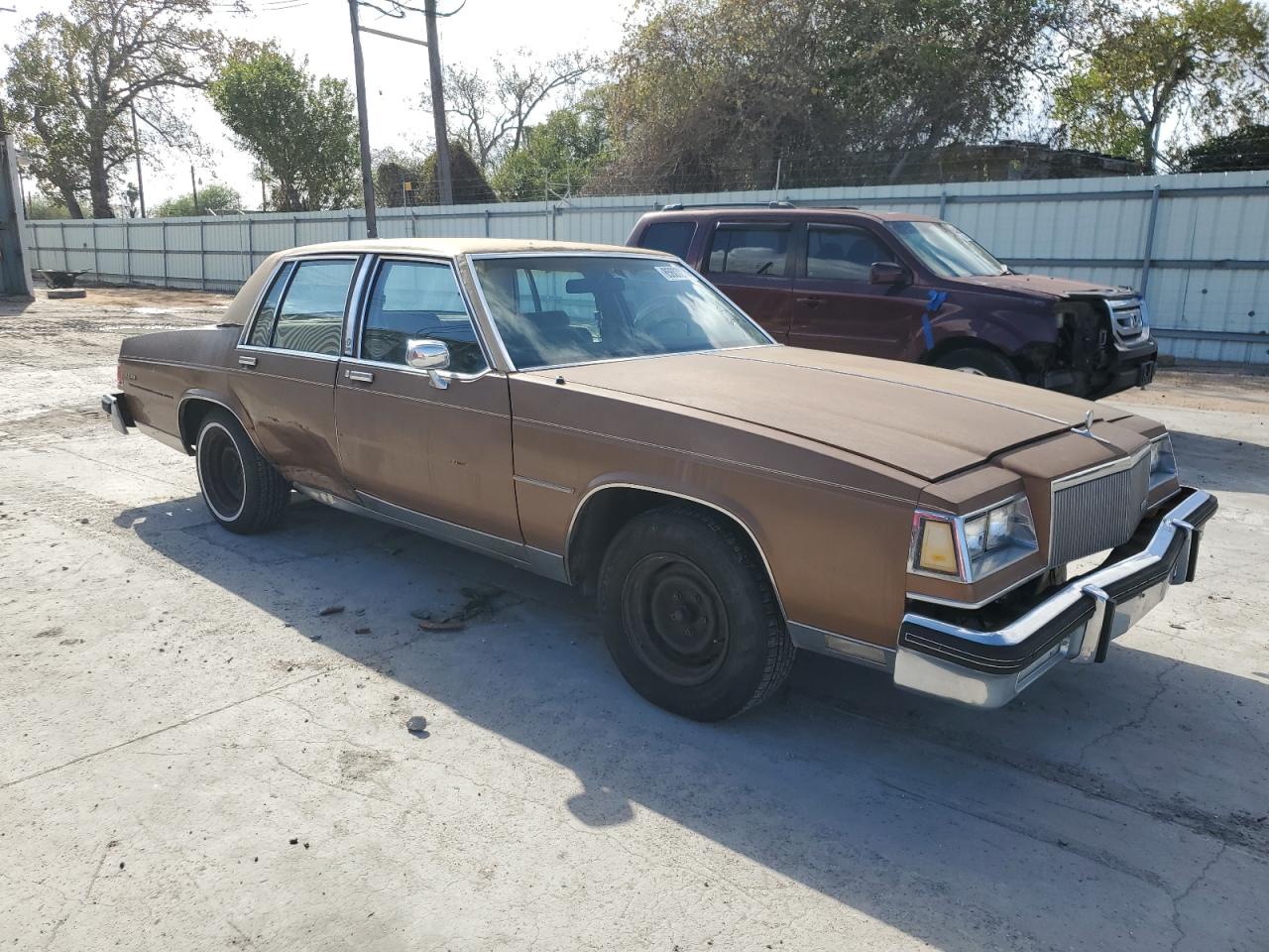 Lot #3027077799 1985 BUICK LESABRE LI