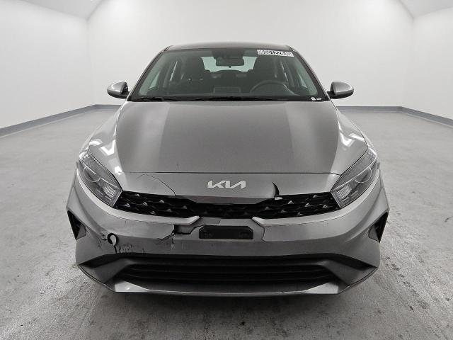 VIN 3KPF24AD0PE552113 2023 KIA FORTE no.5