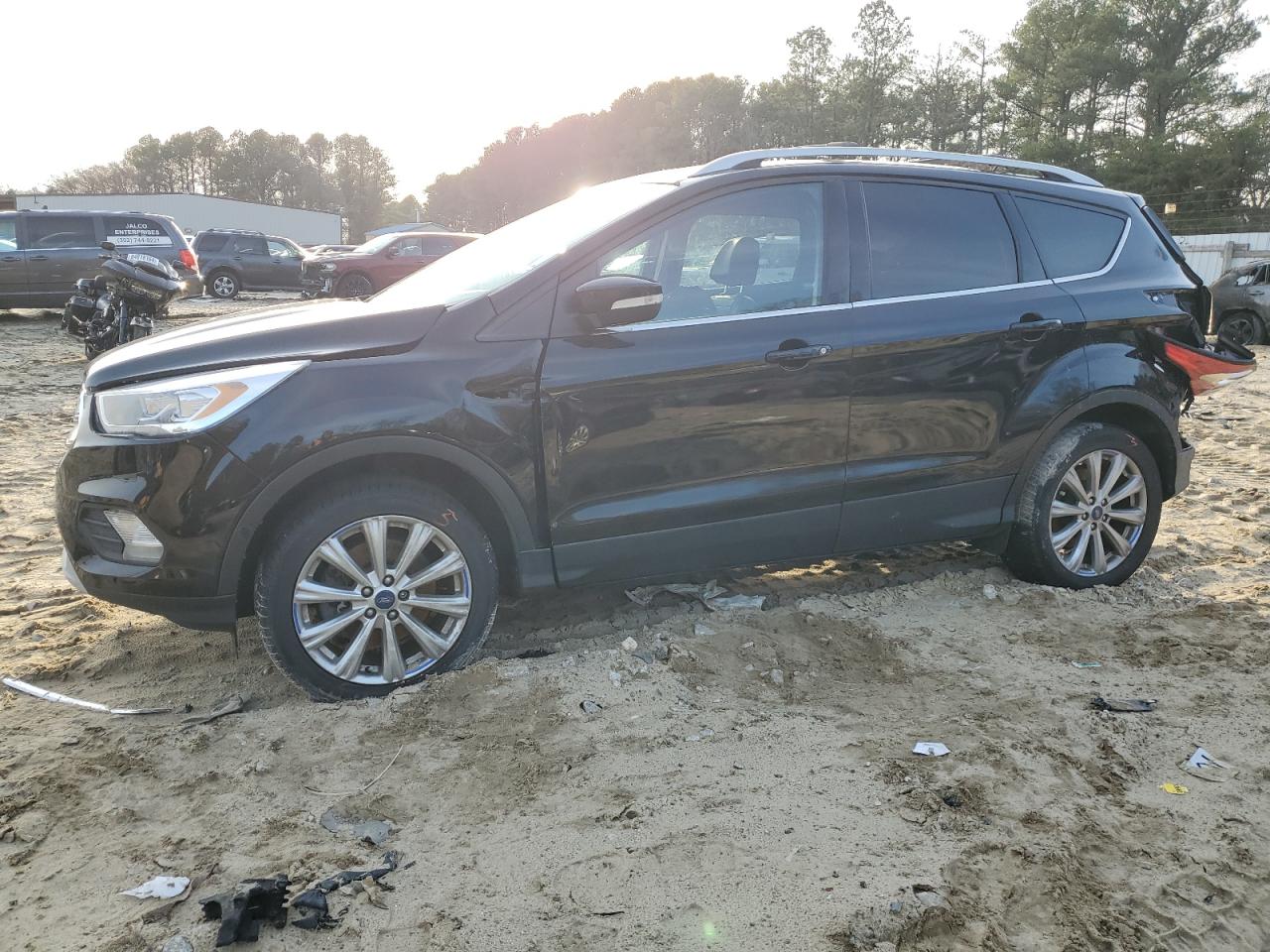  Salvage Ford Escape