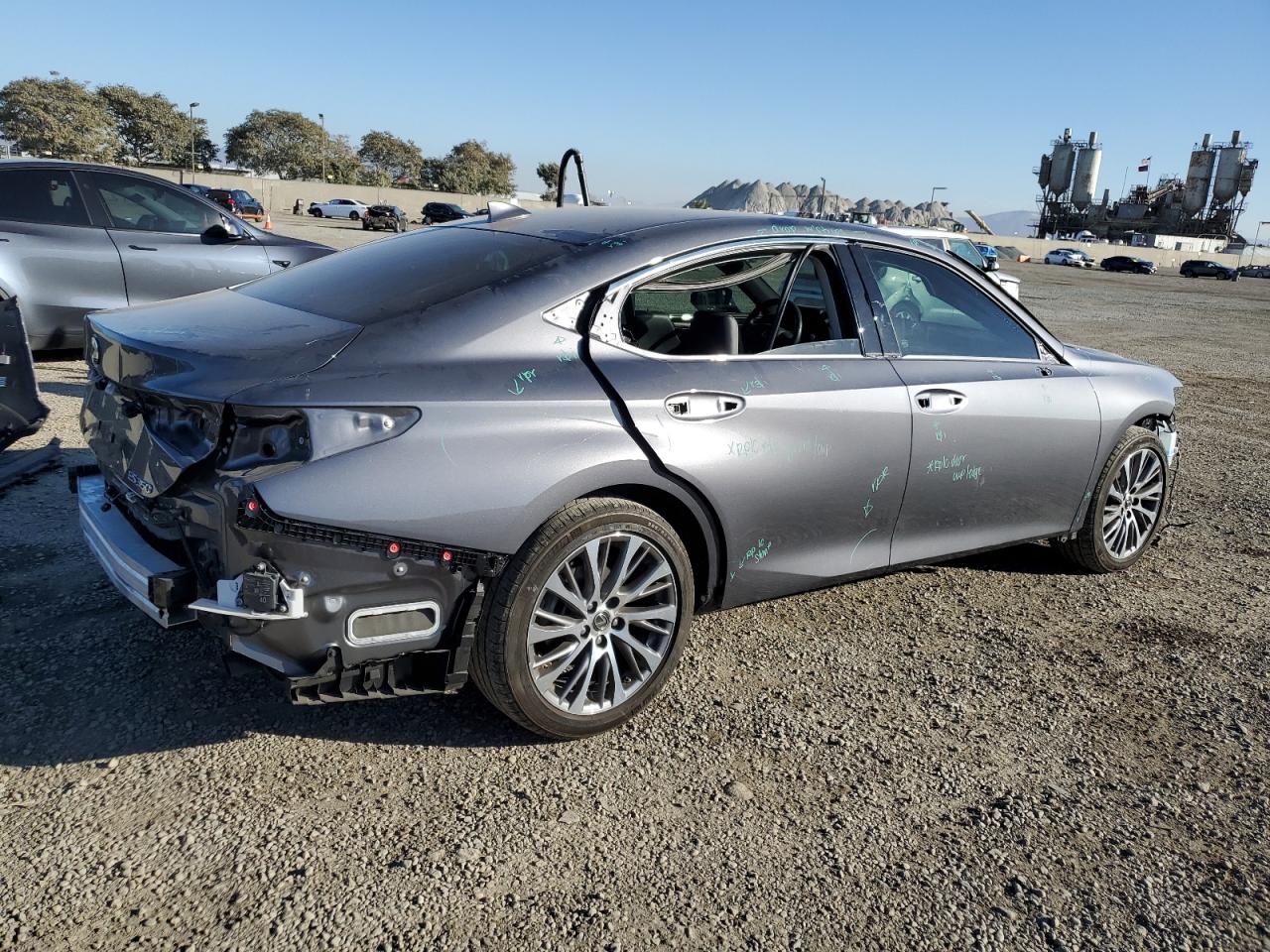 Lot #3030670115 2021 LEXUS ES 350 BAS