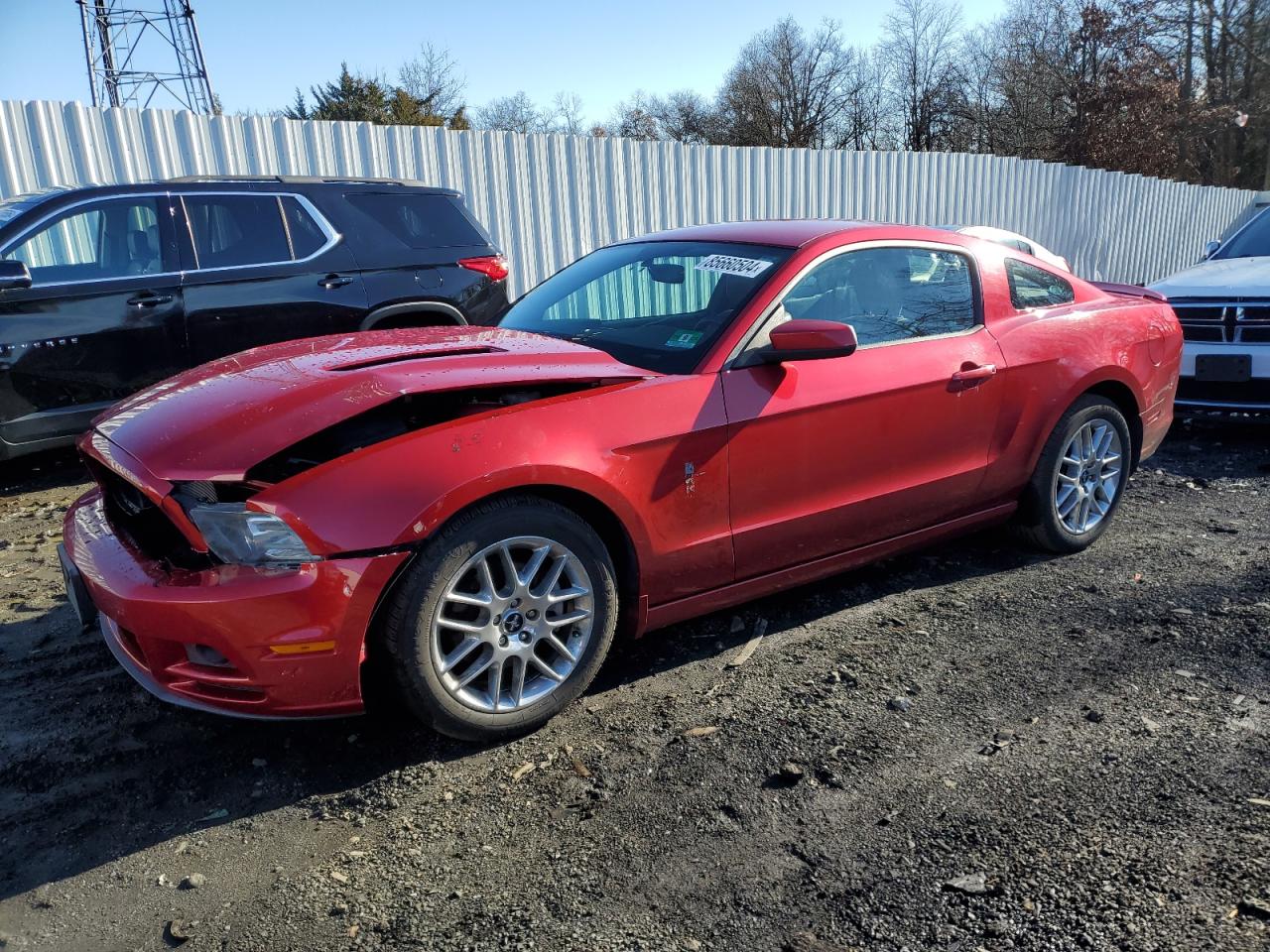  Salvage Ford Mustang