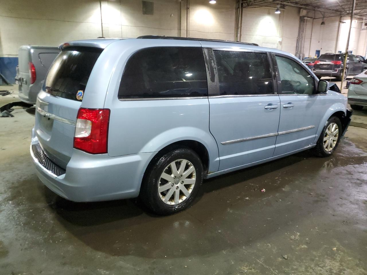 CHRYSLER TOWN & COUNTRY TOURING