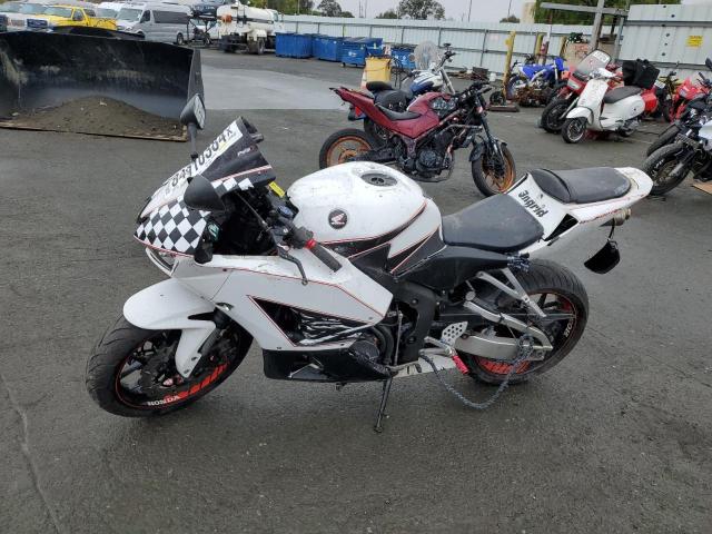 2014 HONDA CBR600 RR - JH2PC4010EK700027