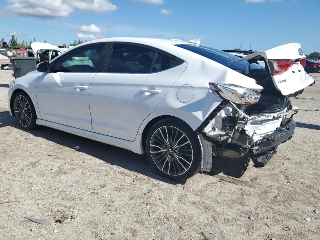 Lot #3030684105 2017 HYUNDAI ELANTRA SP