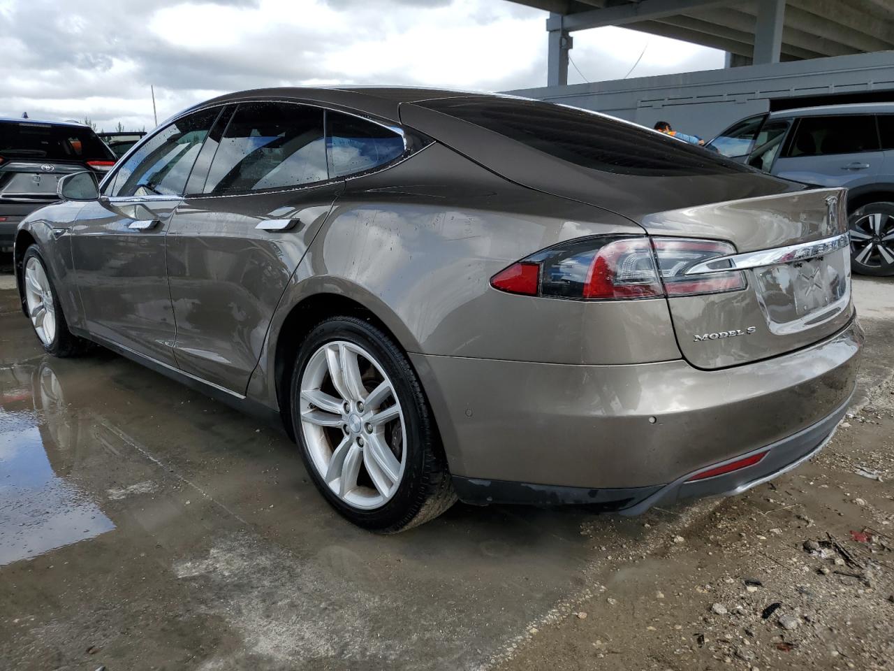 Lot #3037203534 2015 TESLA MODEL S 85