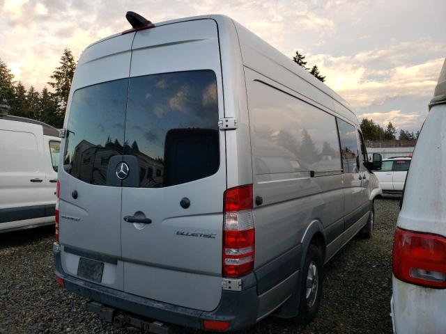 VIN WD4PE8CD1GP235060 2016 MERCEDES-BENZ SPRINTER no.3