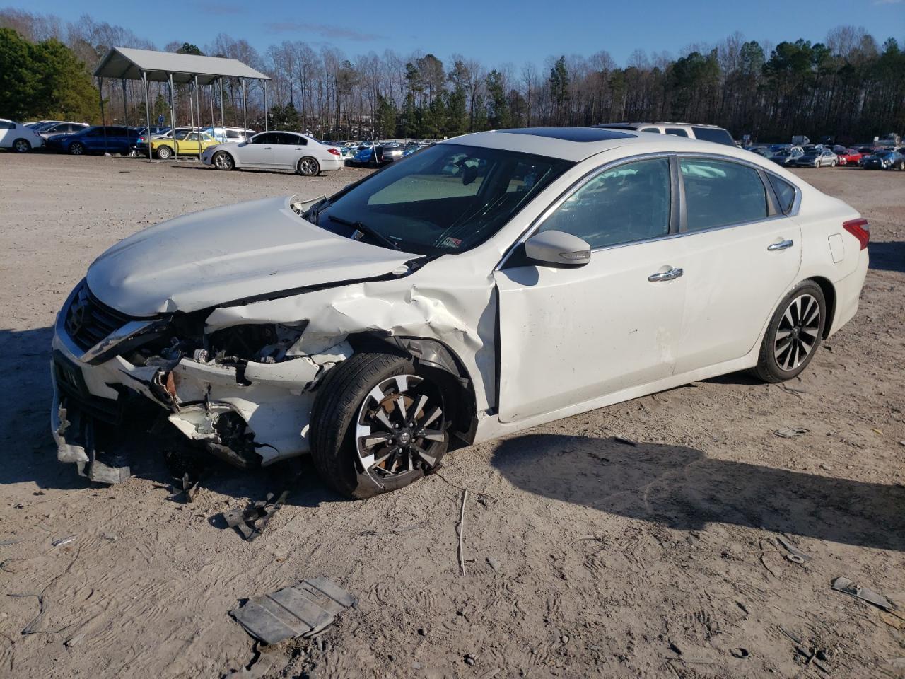  Salvage Nissan Altima