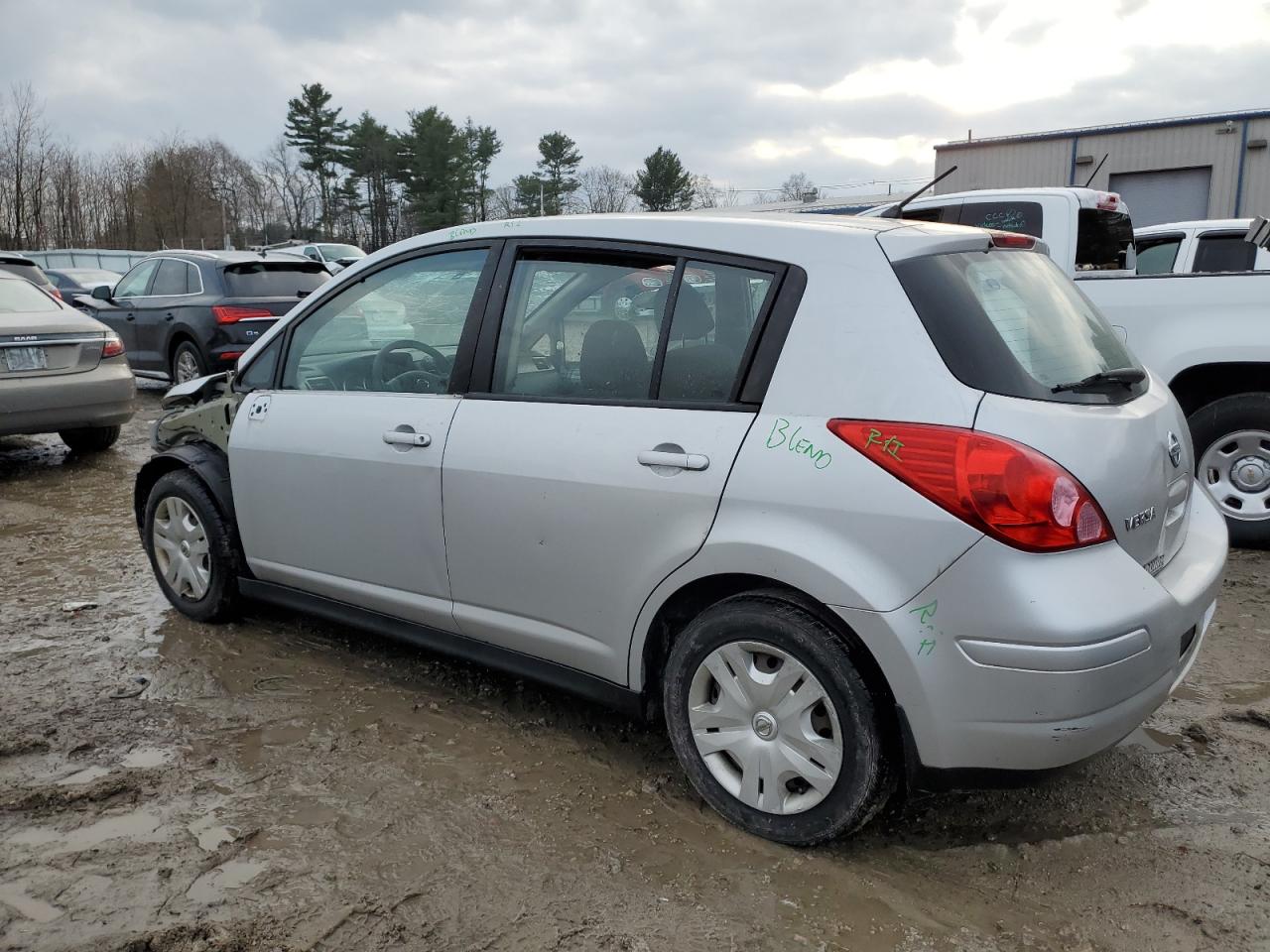 Lot #3029350689 2011 NISSAN VERSA S