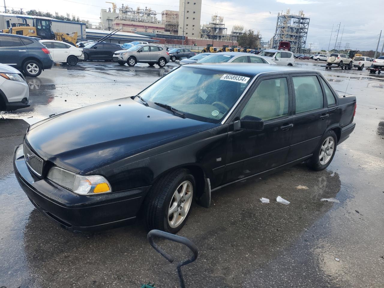 Lot #3045624648 2000 VOLVO S70 BASE