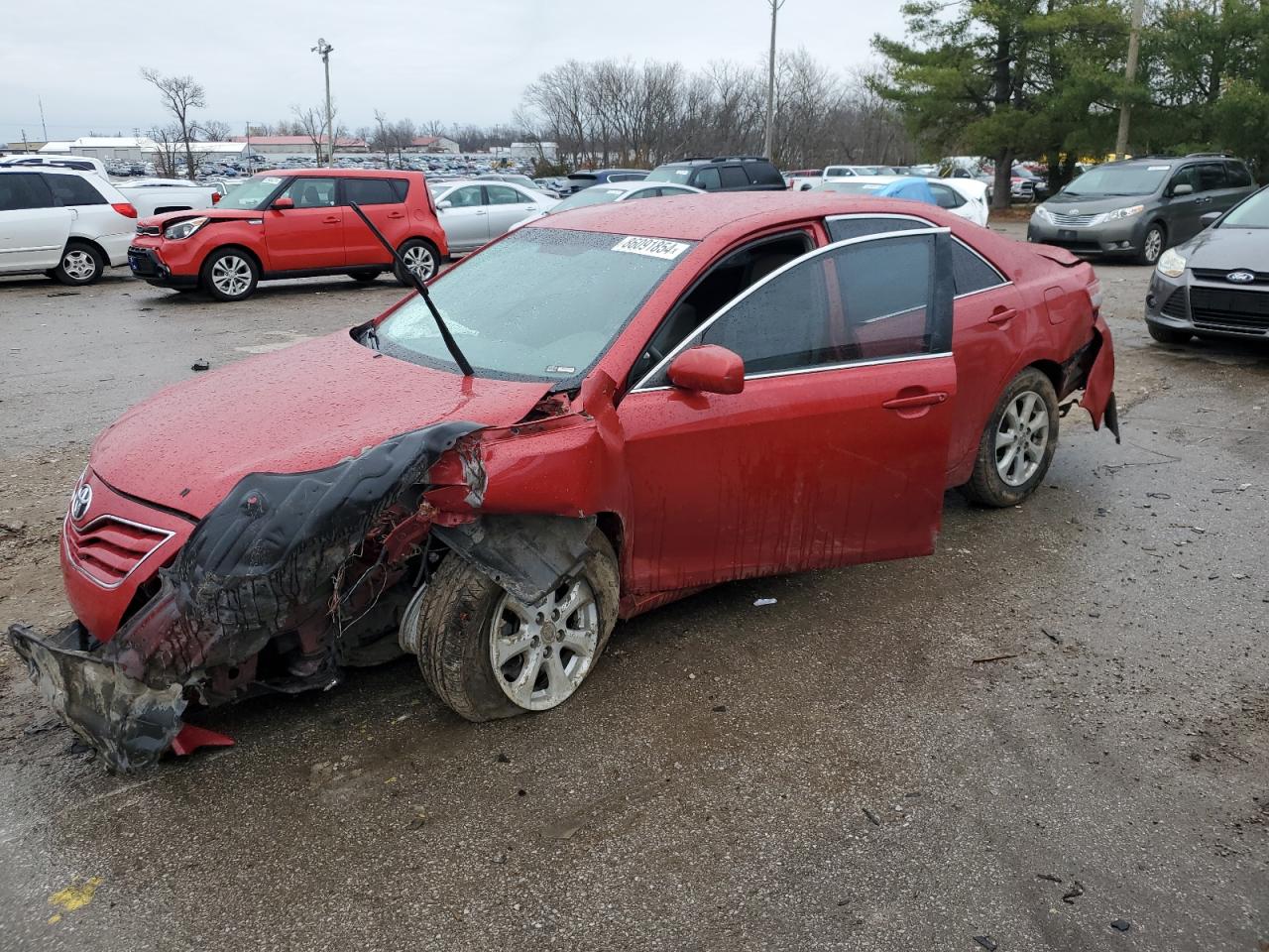 TOYOTA CAMRY BASE