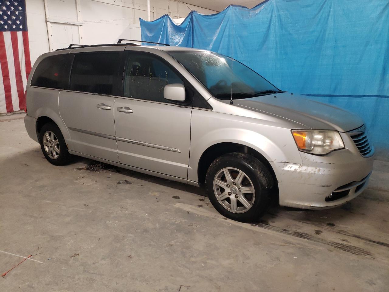 Lot #3033317808 2011 CHRYSLER TOWN & COU