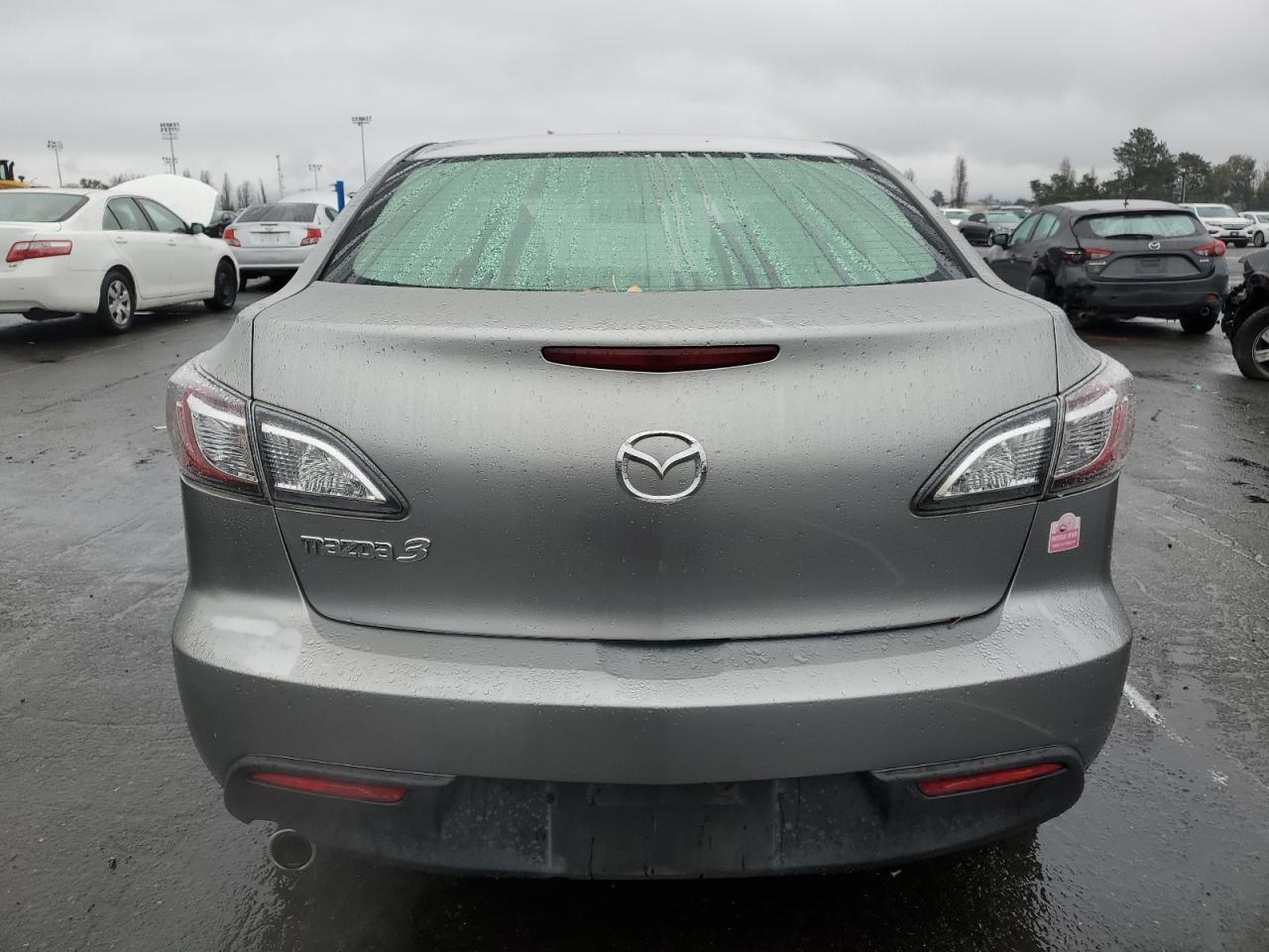 Lot #3029323707 2011 MAZDA 3 I