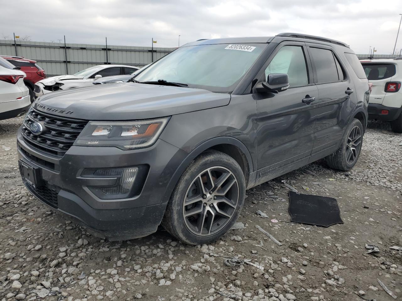  Salvage Ford Explorer