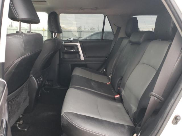 2021 TOYOTA 4RUNNER SR - JTENU5JR7M5923990