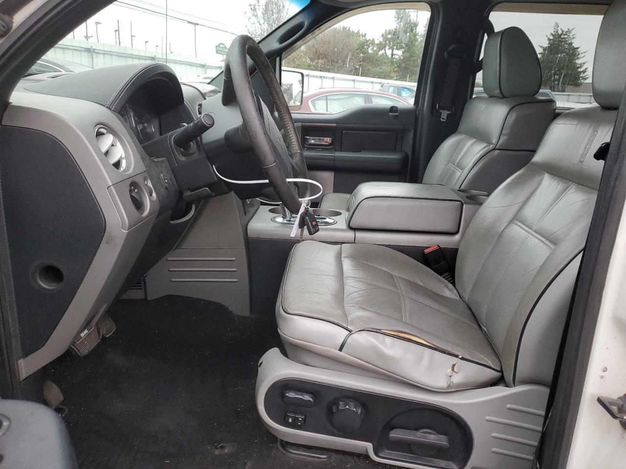 Lot #3024705615 2006 LINCOLN MARK LT