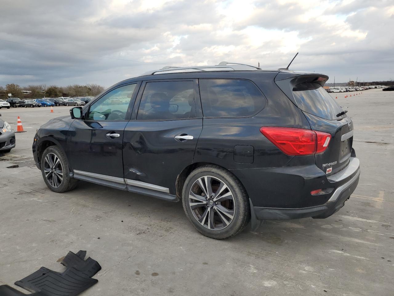 Lot #3034268084 2017 NISSAN PATHFINDER