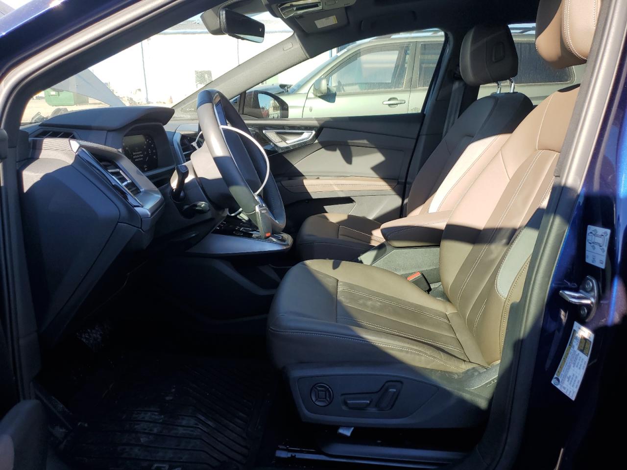 AUDI E-TRON PREMIUM PLUS