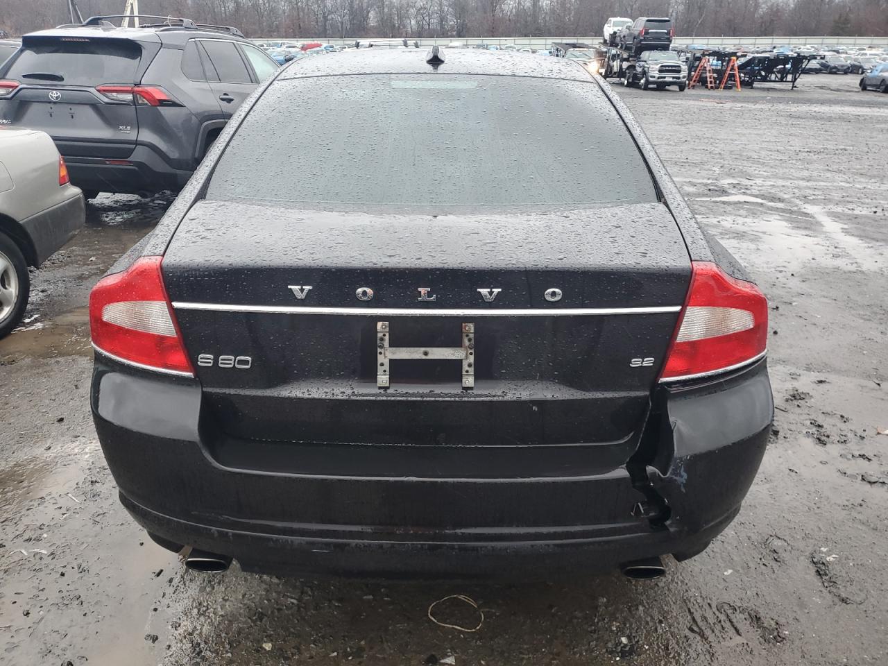 Lot #3027074807 2010 VOLVO S80 3.2