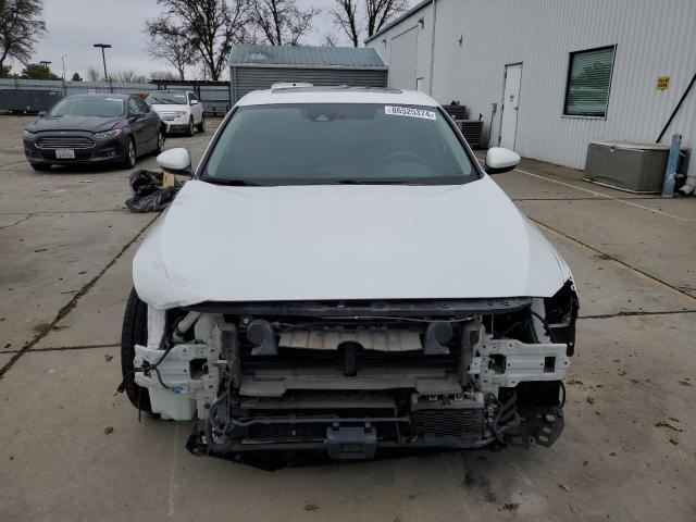 VIN 1HGCV3F46JA011981 2018 HONDA ACCORD no.5