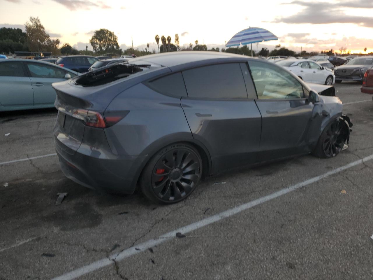 Tesla Model y 2023