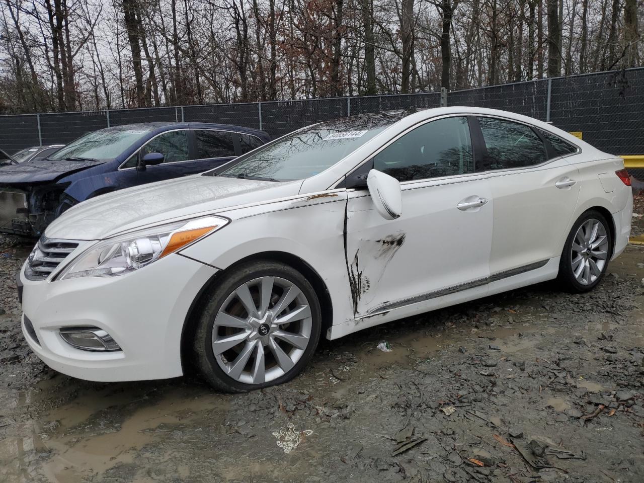 Lot #3033242838 2014 HYUNDAI AZERA GLS