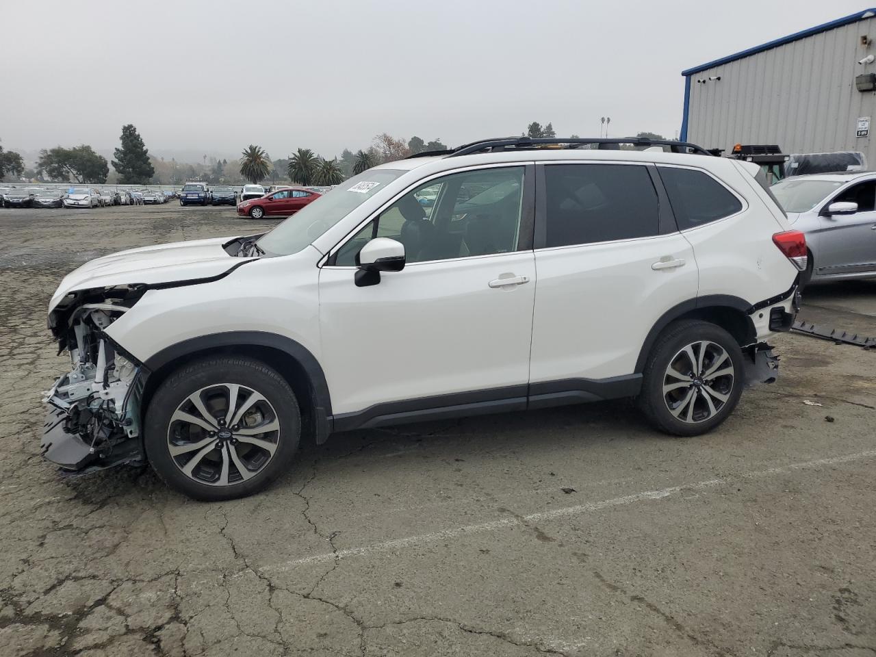  Salvage Subaru Forester