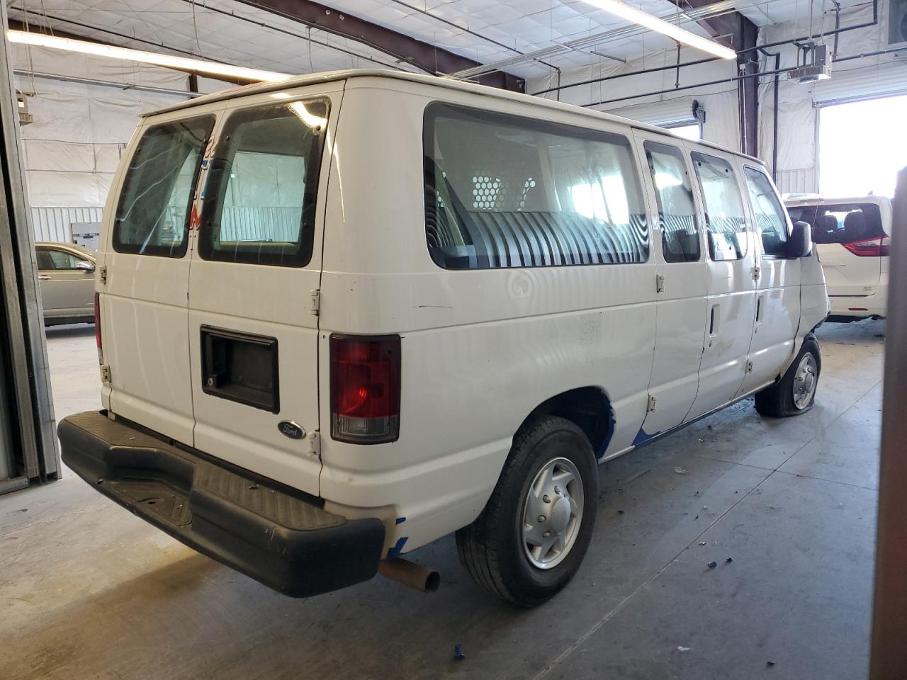 FORD ECONOLINE E350 SUPER DUTY WAGON