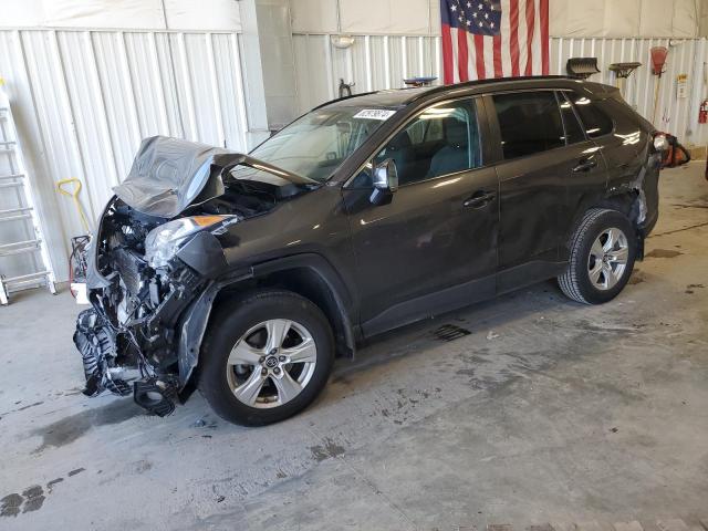 TOYOTA RAV4 XLE 2019 gray  gas 2T3P1RFV6KC023723 photo #1