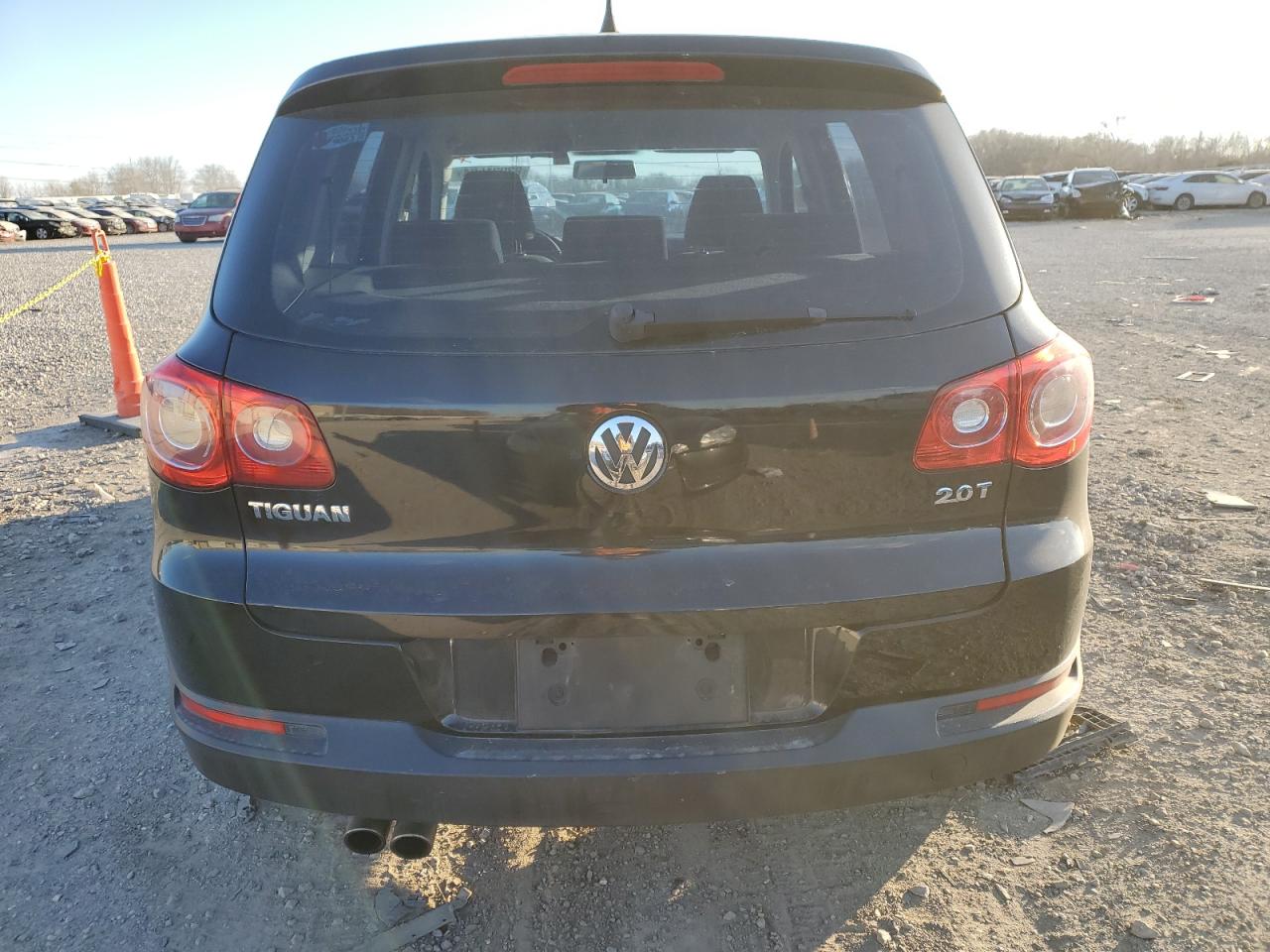 Lot #3029374681 2011 VOLKSWAGEN TIGUAN S