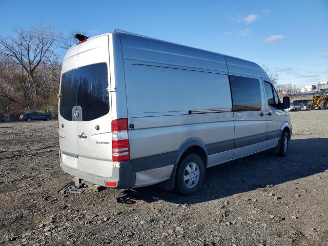 VIN WD4PE8CD1GP222891 2016 MERCEDES-BENZ SPRINTER no.3