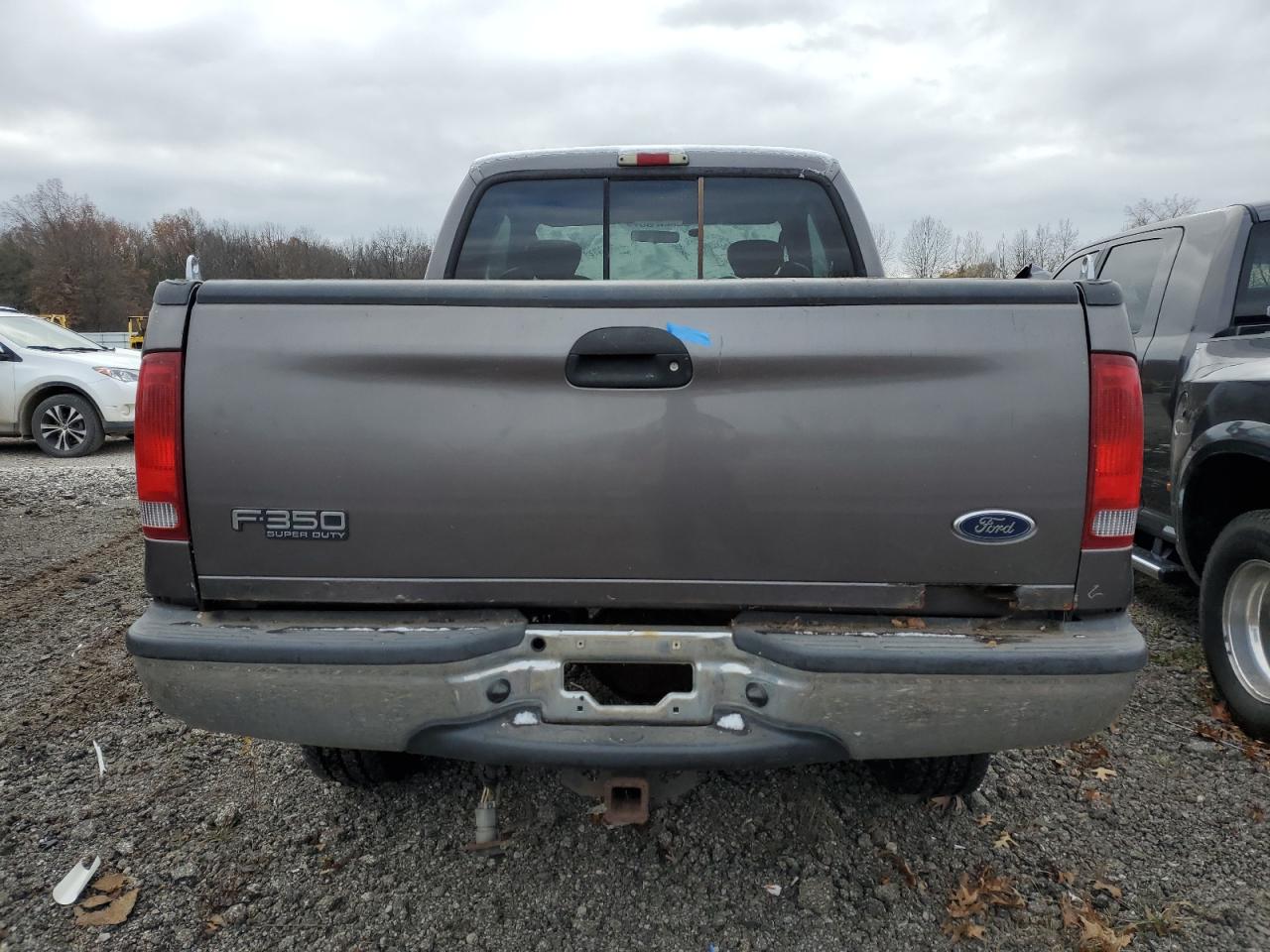 Lot #3020688963 2004 FORD F350 SRW S