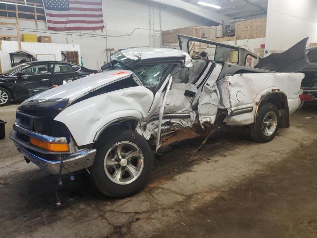 CHEVROLET S TRUCK S1 2002 white pickup flexible fuel 1GCCS145528126345 photo #1