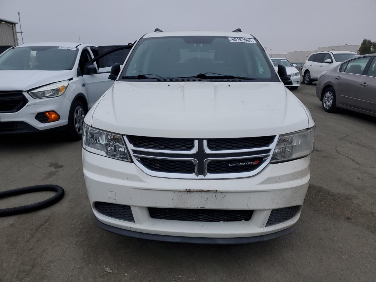 Lot #3051360678 2012 DODGE JOURNEY SE