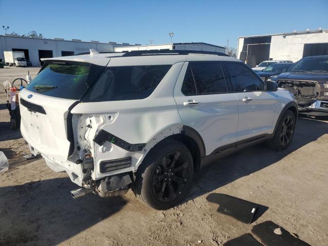 VIN 1FMSK7KH9PGB52354 2023 FORD EXPLORER no.3